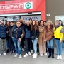 In viale Belforte la protesta dei lavoratori di Eurospar: «Senza stipendio, temiamo di essere licenziati»