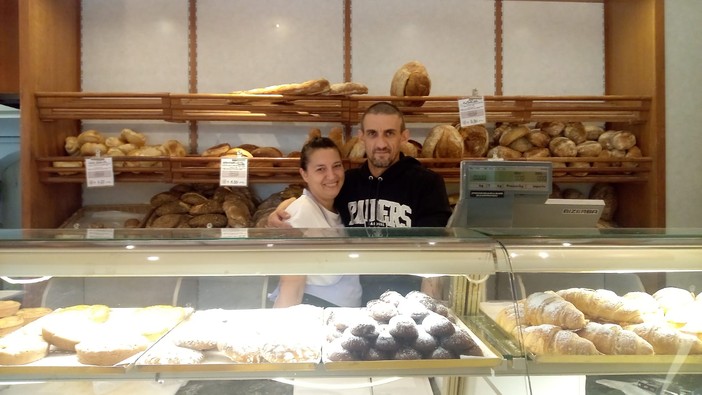 Michela Lombardi e Matteo Fusi, gestori del panificio varesino &quot;Il pane del Teo&quot;