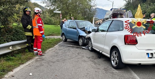 FOTO. Frontale a Faloppio, grave un automobilista