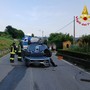Auto si ribalta sulla Provinciale a Cunardo, paura per tre ventenni