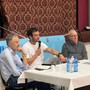 Marco Parolo a Daverio insieme a Francesco Caielli e don Walter Sosio