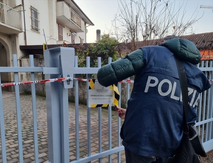 Bonus facciate, maxi truffa ai danni dello Stato: 23 persone indagate dalla polizia di Varese. Sequestrati beni per 15 milioni di euro