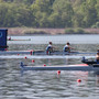 Federica Cesarini, uno dei grandi nomi del nostro canottaggio, voga sul lago di Varese