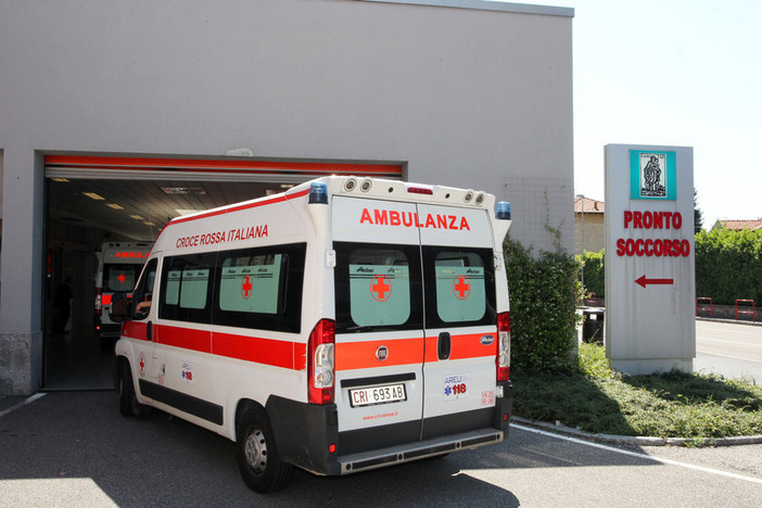 Varese, ferito un giovane motociclista in centro