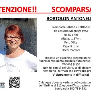 La locandina diffusa da Penelope Lombardia con il consenso della famiglia della signora Antonella