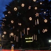 Verrà acceso sabato l'albero di Natale (foto Pro Loco Induno Olona)