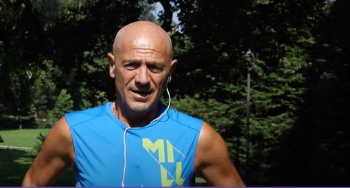 Beppe Sannino, 67 anni, su e giù di corsa per le strade della sua amatissima Varese