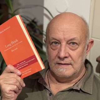 Un &quot;Long drink&quot; politicamente scorretto: il libro del varesino Alberto Bortoluzzi è un sorso di vita