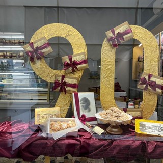 Novant’anni di Pasticceria Bianchi. Festa a Gallarate