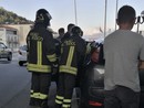 Si barrica in auto per dieci ore in dogana a Ponte Tresa