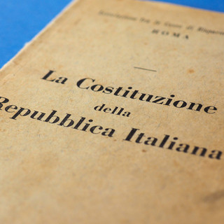 Conoscere per crescere: la Costituzione nelle mani di 40 giovani solbiatesi