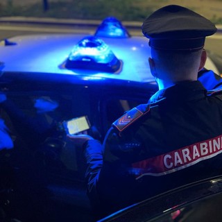 Gavirate, notte folle in piazza Matteotti: locale danneggiato, ragazzo ferito