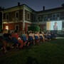 Tutto esaurito per il cinema estivo a Villa Calcaterra. Cinque gli appuntamenti del mese di agosto