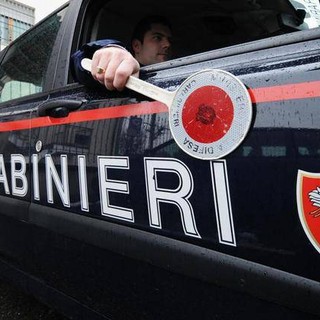 Trovato con 25 dosi di cocaina in auto: giovane arrestato dai carabinieri