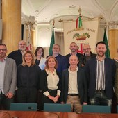 Sipario sul Consiglio provinciale. Foto di gruppo prima del voto