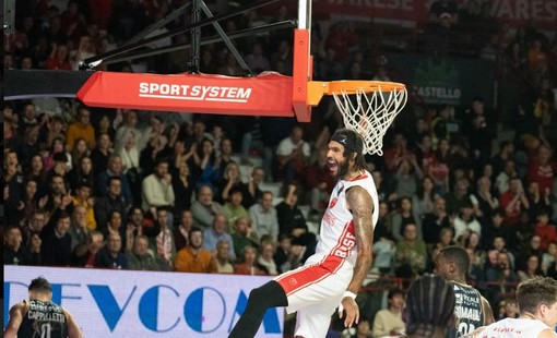 Ottima prova stasera per Willie Cauley-Stein (foto Fabio Averna)