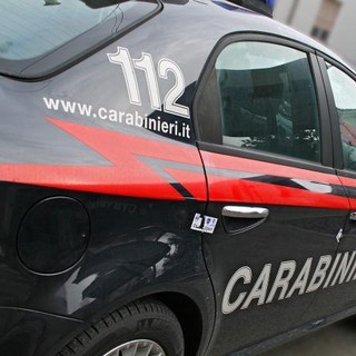 Saronno, tenta furto in stazione e spruzza spray al peperoncino: arrestato per rapina impropria