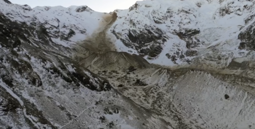 VIDEO. Grossa frana sul Monte Rosa: le immagini del versante visto dal drone