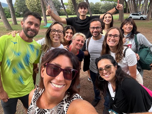 L'Ite Tosi ricomincia la scuola al mare: «Tre giorni senza telefoni, senza stress, senza limiti»