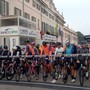 La partenza della gran fondo di questa mattina