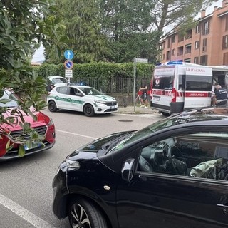 Incidente in viale Ippodromo, ferito un motociclista di sedici anni. Traffico in tilt