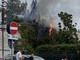 Le fiamme sprigionatesi dall'edificio