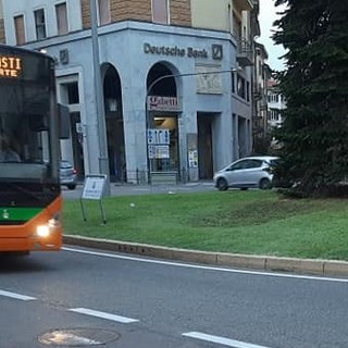 Sui bus di Varese più sicurezza e rispetto delle regole: Autolinee Varesine potenzia i controlli con le forze dell’ordine