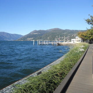 Il lungolago di Luino