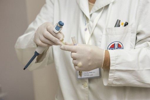 In sala Montanari dialoghi su prevenzione dei tumori femminili e corretti stili di vita con gli studenti