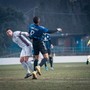 Il &quot;toro&quot; nerazzurro Martinez in azione contro la Caronnese (foto di Samuele Lucchi da Solbiatese Calcio 1911)