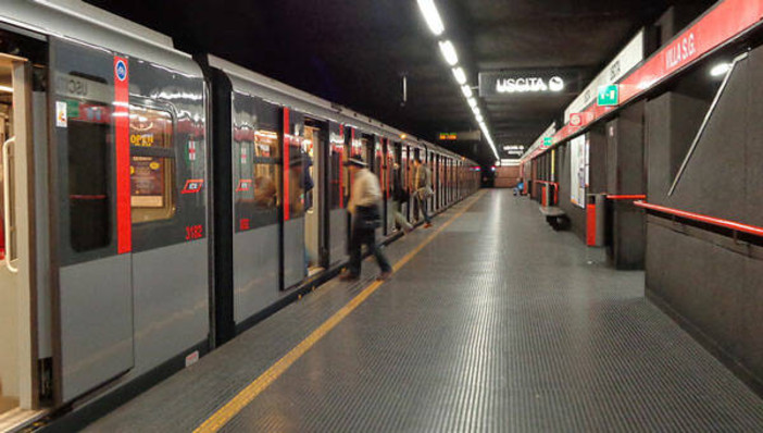 Sciopero dei mezzi, metro e bus a rischio a Milano