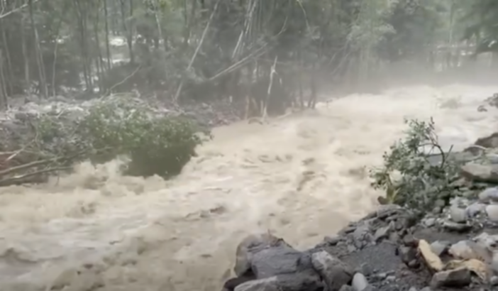VIDEO. La domenica nera per il maltempo a Macugnaga: in tutto evacuate 40 persone