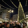 Stasera si accende il Natale di Varese. Domenica via allo spettacolo dei Giardini