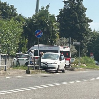 Busto, ciclista cade in via Firenze e finisce all’ospedale