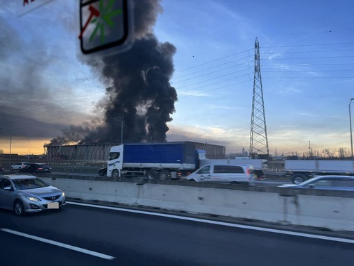 Foto in autostrada per cortesia di Dado Pagani. Sotto le immagini diffuse dal Comune