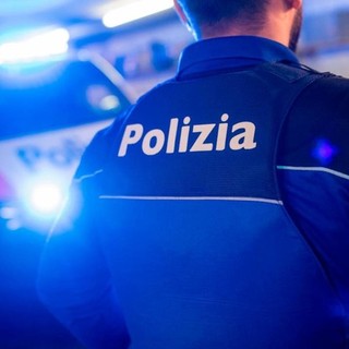 Contromano in autostrada in Canton Ticino, si scontra con l'auto della polizia