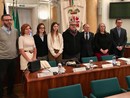 Il presidente Magrini, al centro, con i consiglieri provinciali presenti stamattina a Villa Recalcati