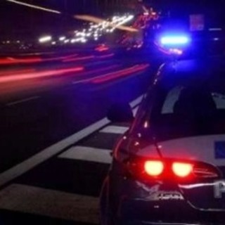 Poliziotta colpita da un pugno durante un controllo a Biumo, Angei (Lega): «Purtroppo sembra la normalità»