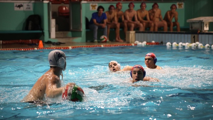 Chiusura vasca olimpionica, Rari Nantes Legnano: «Dispiace ma comprendiamo i motivi»