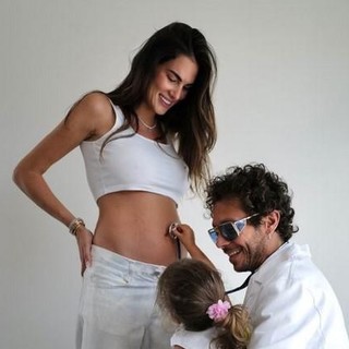 La gioia di papà Valentino Rossi: «È una femmina, Dottore!»