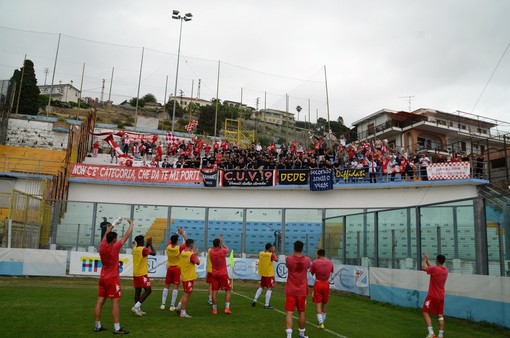 Serve il pubblico della finale playoff di Sanremo per salvare il Varese (foto Ezio Macchi)