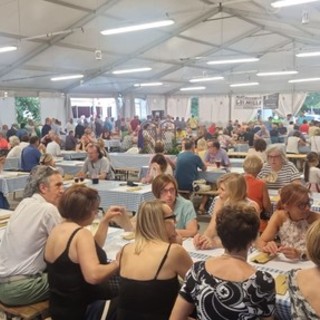 Ferragosto non ferma la festa alla Schiranna con il Partito Democratico