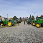 Cinquantatré trattori ieri a Clivio per la Festa del Ringraziamento