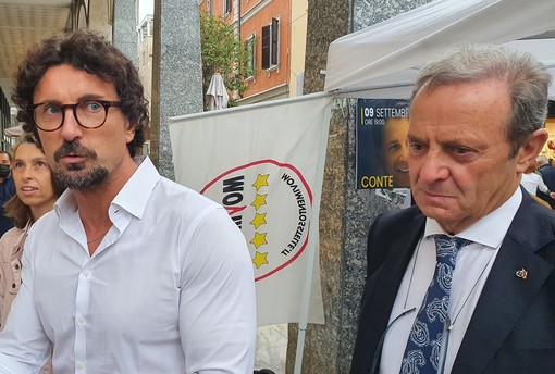 L’ex ministro 5 Stelle Toninelli: «Dopo trent’anni di centrodestra, a Busto serve un cambiamento»