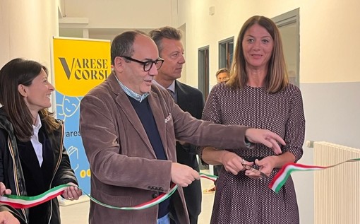 Il vicesindaco Persuin e l'assessore Laforgia inaugurano il nuovo hub di Varese Corsi a Calcinate