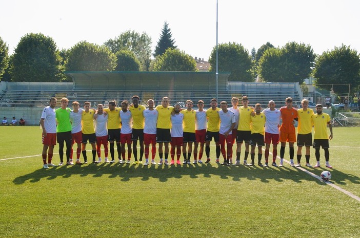 Allenamento congiunto tra Varese e Ispra oggi alle Bustecche (foto Ezio Macchi)