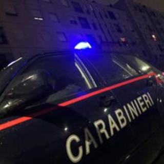 Perde controllo auto e finisce contro guardrail nel napoletano, morto 24enne